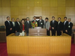 2008/12/13　第4回定例会閉会・日高教育長から三田教育長へ
