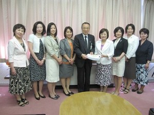 2010/6/2　ひまわりの会「子宮頸がんワクチン公的助成」・区長要望