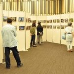17H29.04.18 「庁舎2周年記念写真展 国際アート・カルチャー都市 としま、未来へ」開催